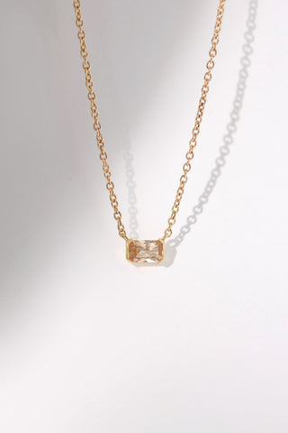 Half Bezel Sapphire Pendant